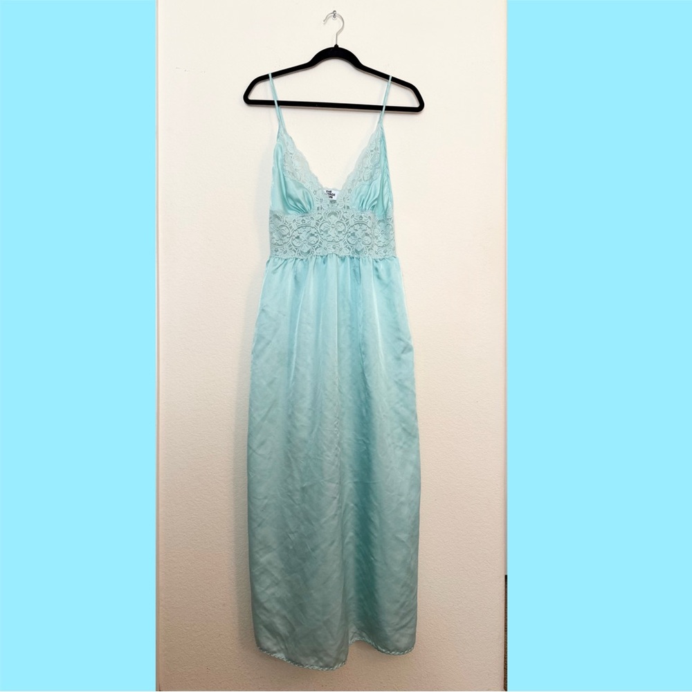 👗 vintage 90’s lace silk slip dress